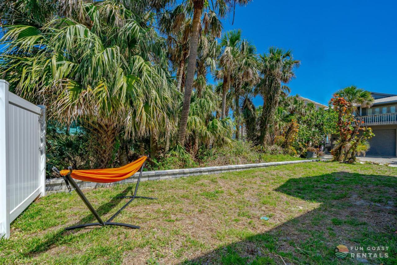 Dog Friendly Loft Steps From Beach With Gas Barbecue Grill And Upstairs Deck! New Smyrna Beach Dış mekan fotoğraf