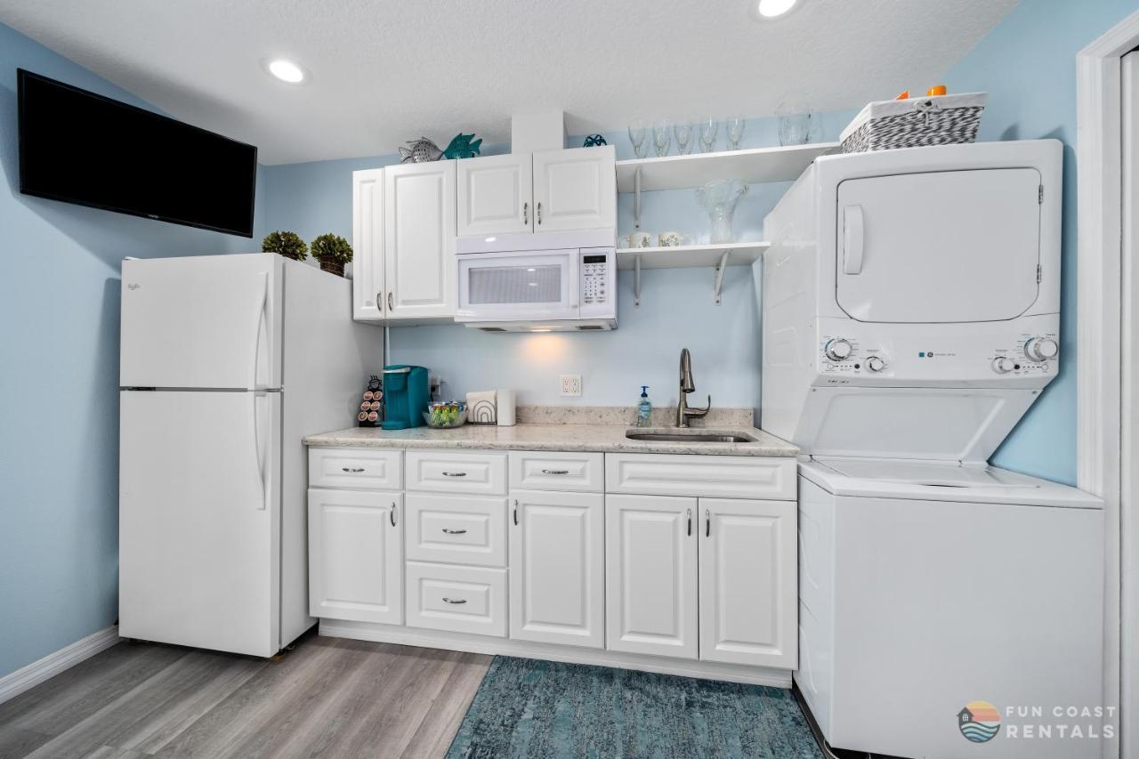 Dog Friendly Loft Steps From Beach With Gas Barbecue Grill And Upstairs Deck! New Smyrna Beach Dış mekan fotoğraf